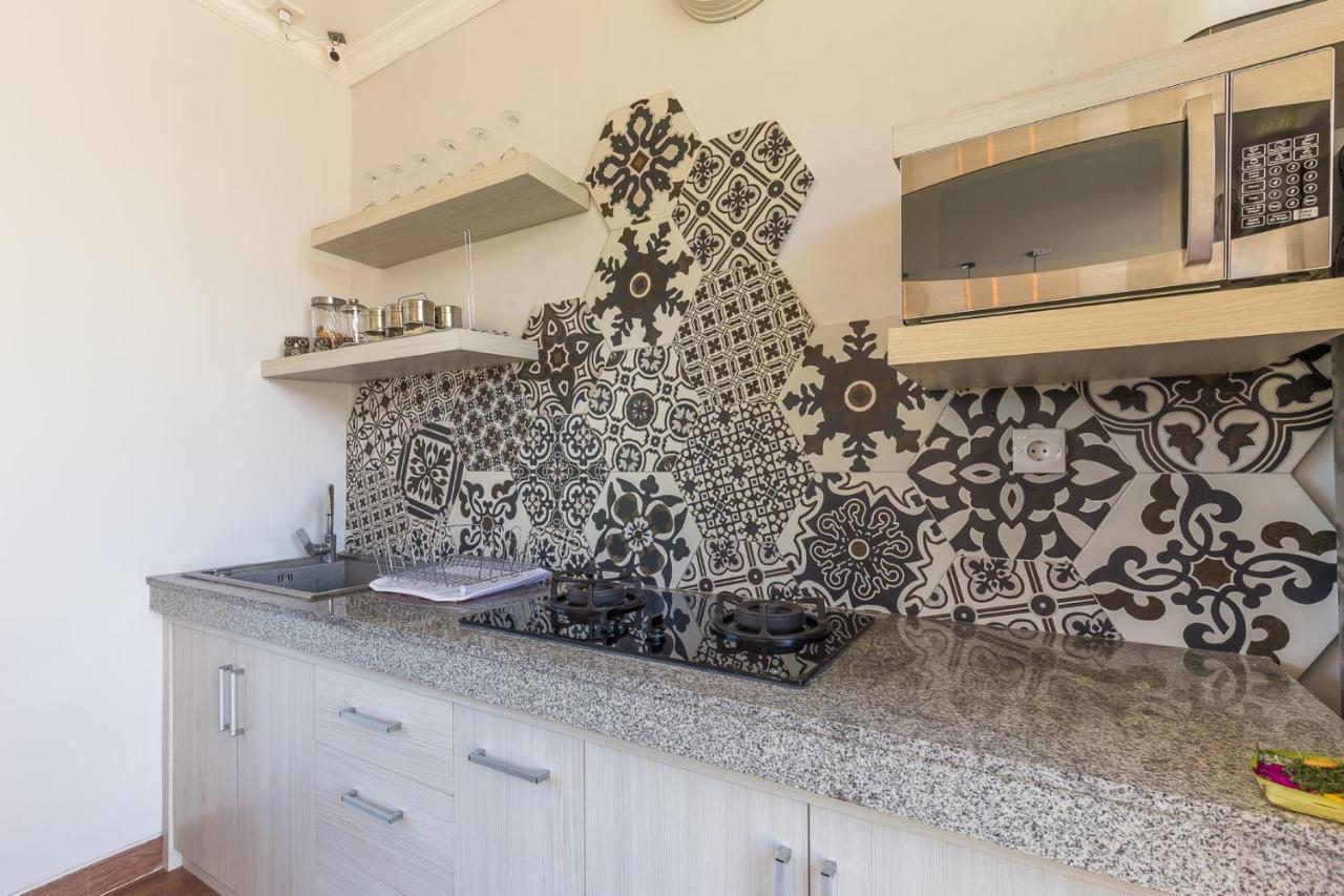 Ayuna Suites Canggu Buitenkant foto